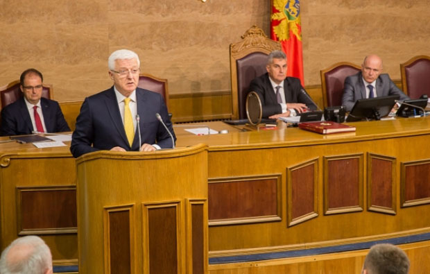 Душко Марковић: Неодавање државне почасти Момиру Булатовићу по закону